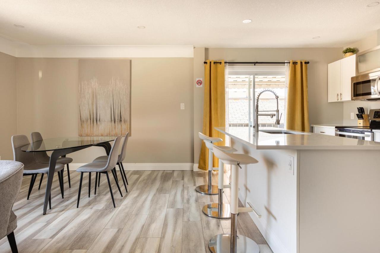 Entire 2 Bedroom Apartment Downtown - U3 Waterloo Ngoại thất bức ảnh
