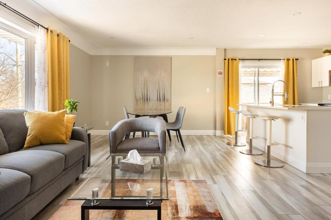 Entire 2 Bedroom Apartment Downtown - U3 Waterloo Ngoại thất bức ảnh