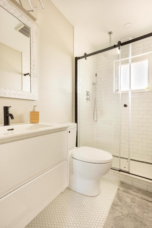 Entire 2 Bedroom Apartment Downtown - U3 Waterloo Ngoại thất bức ảnh